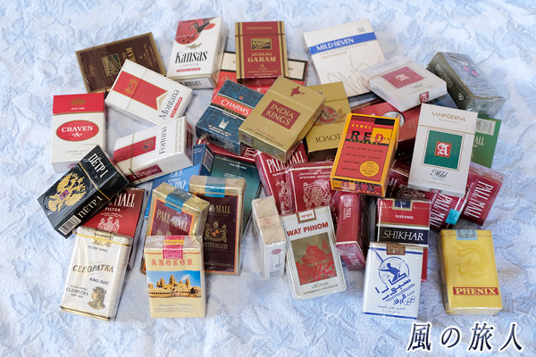 海外のタバココレクションの写真