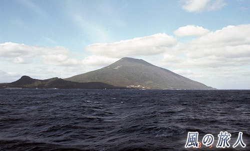 フェリーから見た八丈島　八丈島、三宅島卒業旅行記の写真