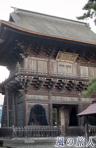 長勝寺の楼門　東北ツーリングの写真