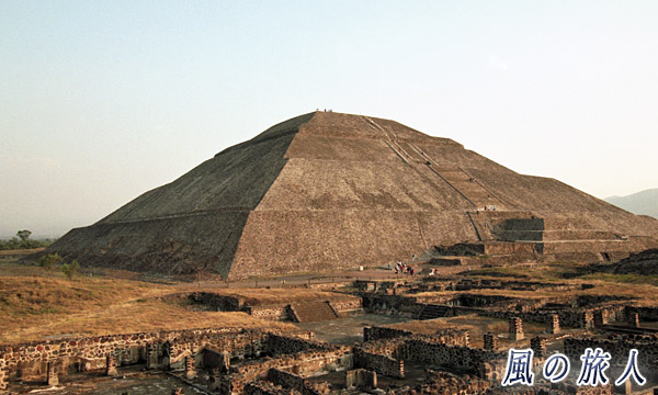 メキシコ　太陽のピラミッドの写真
