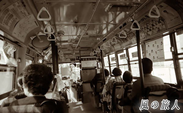 都バスの車内（1998年）の写真
